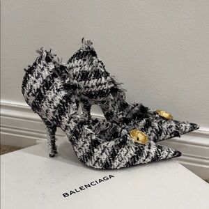 Balenciaga Tweed Knife Pumps – Black & White – Gold Button Detail – Size 36 NWT